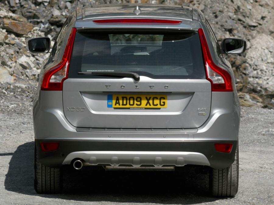  Volvo XC60 DRIVe Efficiency 2009 года  (UK) (фото 2 из 24)